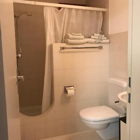 Casa Vignole-badasci 3*